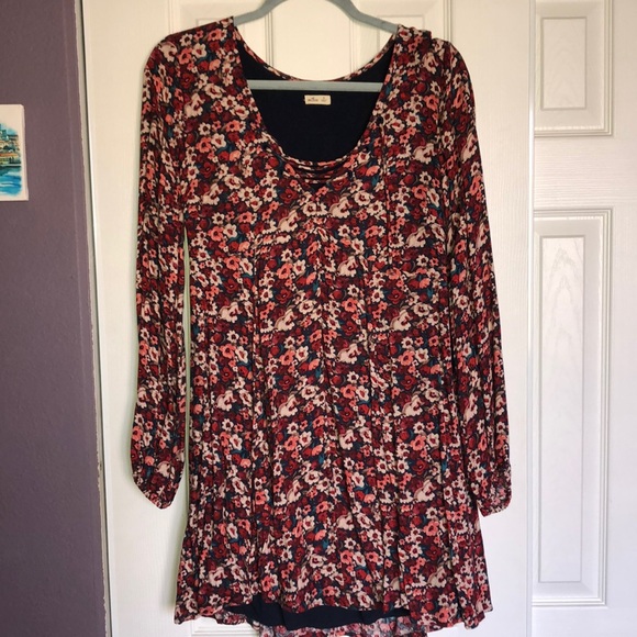 Hollister Dresses & Skirts - Floral Long Sleeve Dress